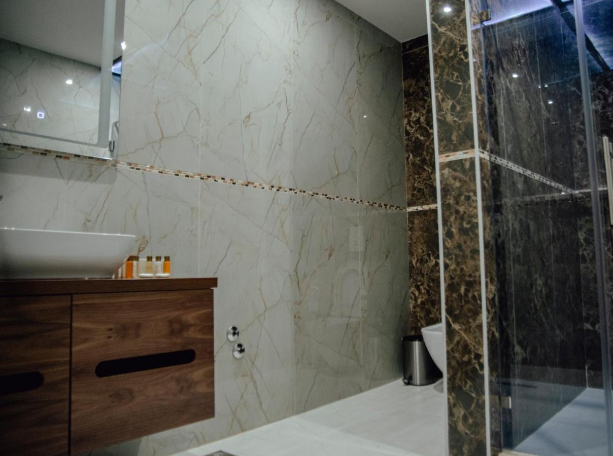 Mk Premier Hotell Novi Pazar Eksteriør bilde