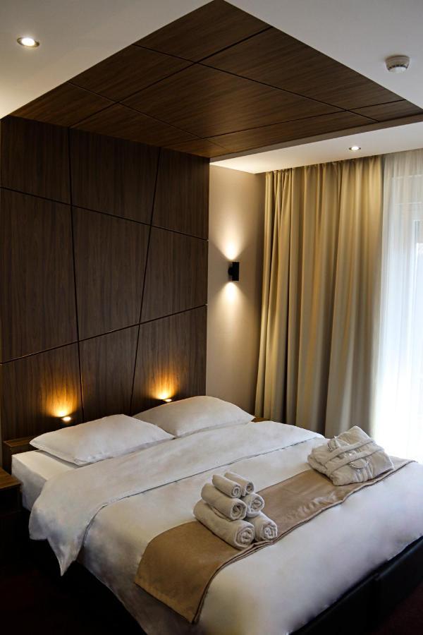 Mk Premier Hotell Novi Pazar Eksteriør bilde