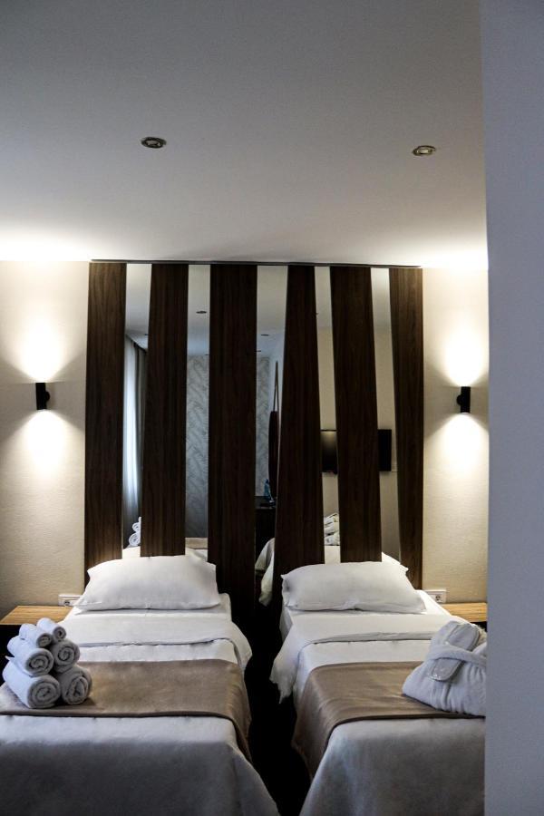 Mk Premier Hotell Novi Pazar Eksteriør bilde